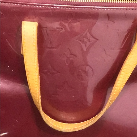 Louis Vuitton Vernis 1000.00 - Picture 8 of 8